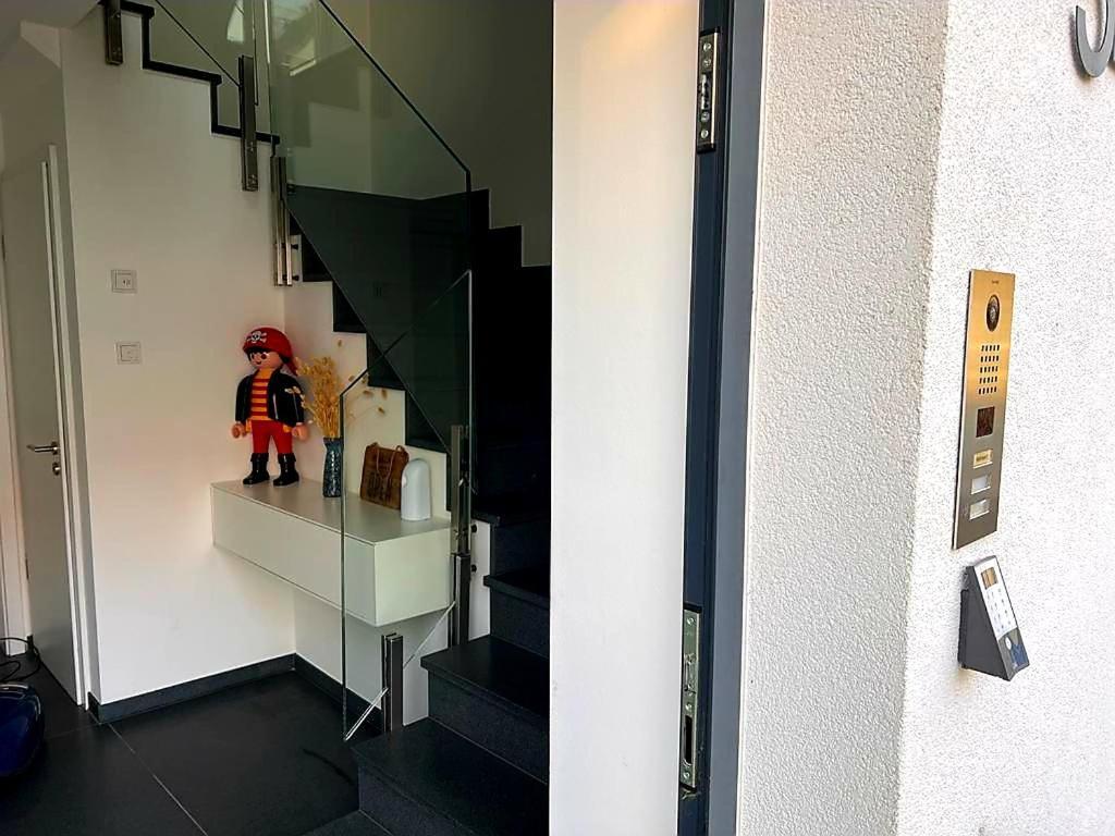 Apartments Bei Playmobil Eg,130M2,Grosse Terassen,24H Self Check-In, Free Parking เซิร์นดอร์ฟ ภายนอก รูปภาพ